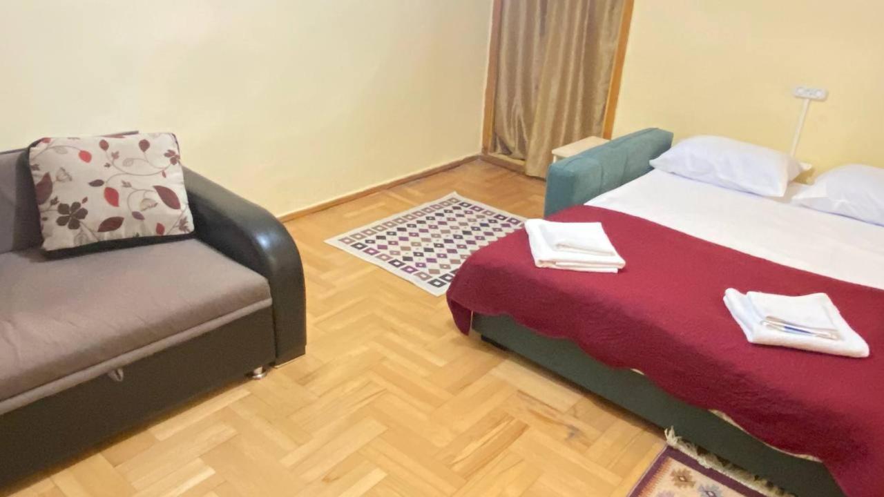 Mari Apartment Тбілісі Екстер'єр фото