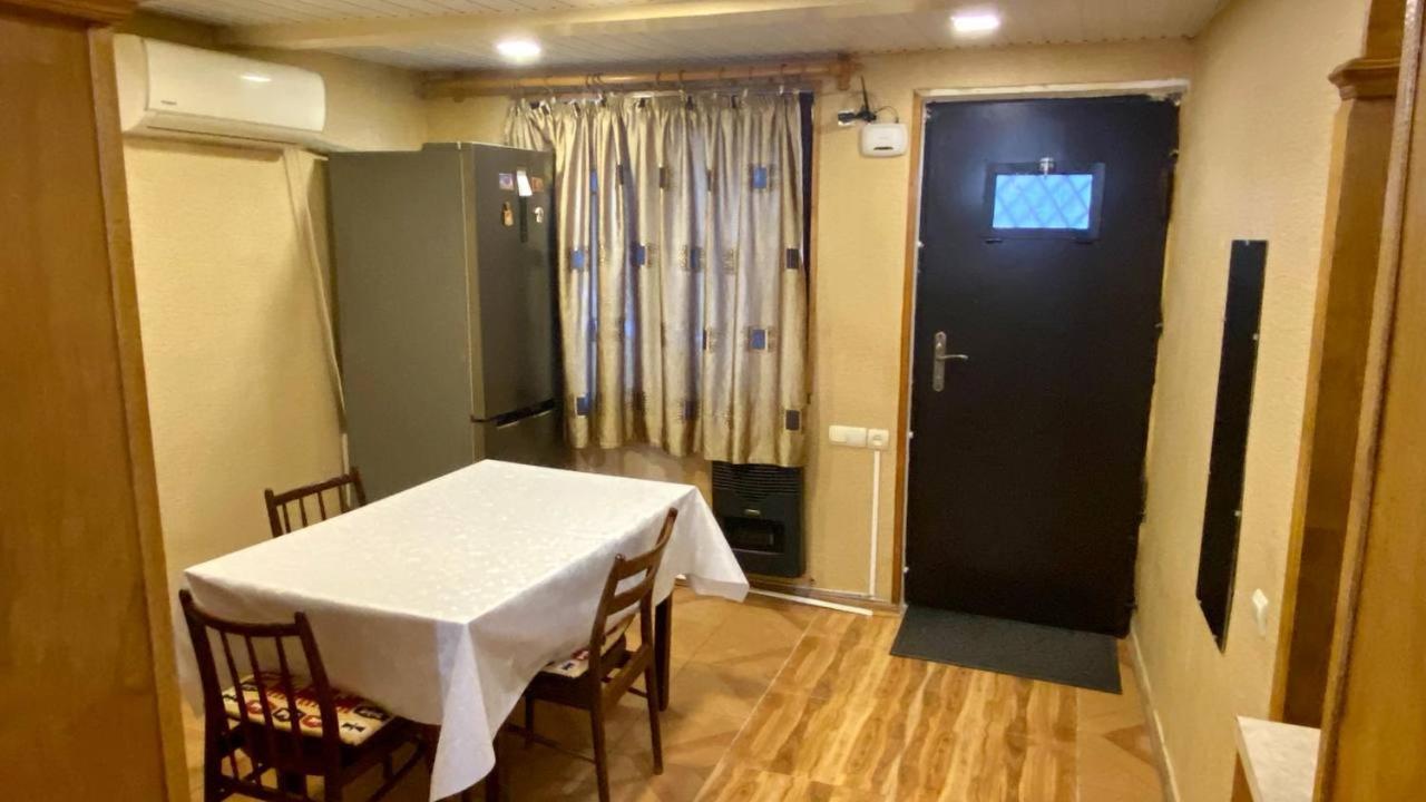 Mari Apartment Тбілісі Екстер'єр фото
